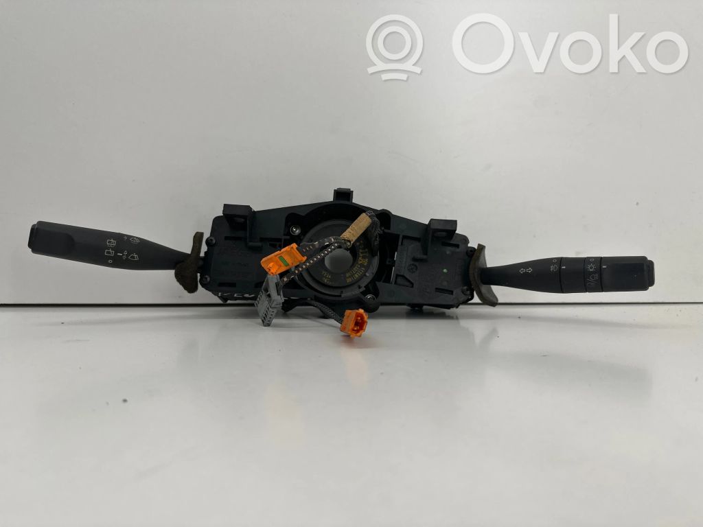 Peugeot 206 Wiper turn signal indicator stalk/switch 