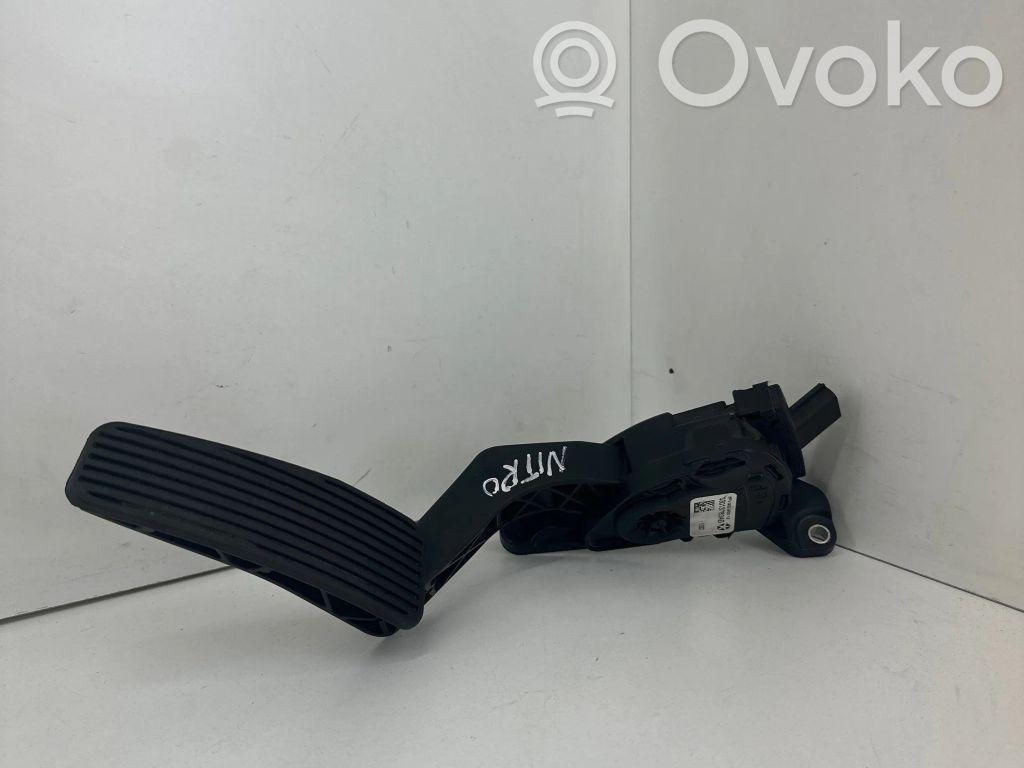 Dodge Nitro Accelerator throttle pedal 