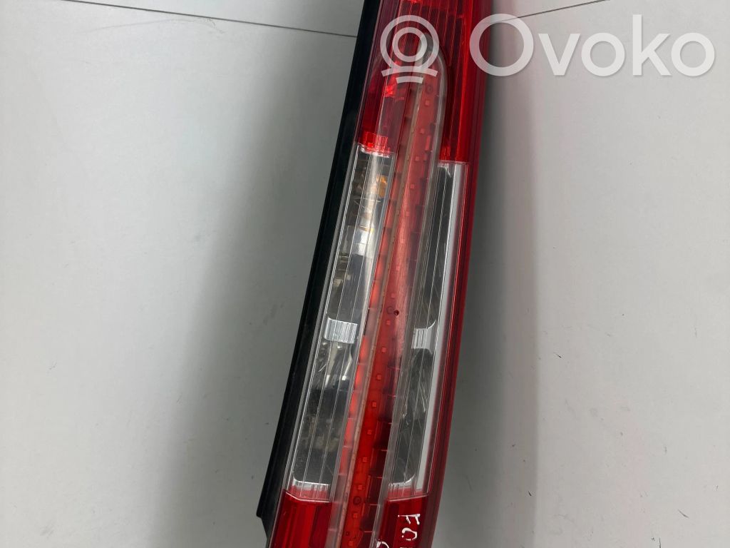 Ford C-MAX I Rear/tail lights 