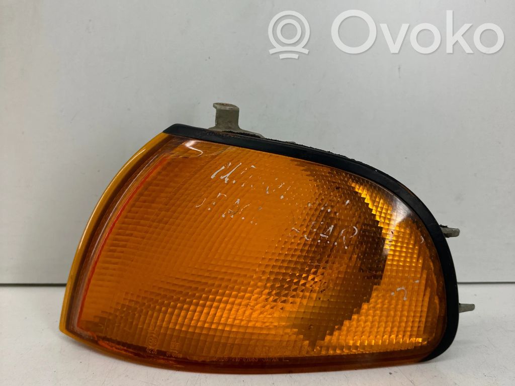 Mitsubishi Space Gear Front indicator light 