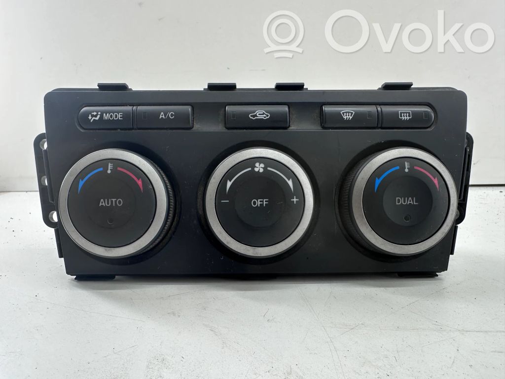 Mazda 6 Glove box 