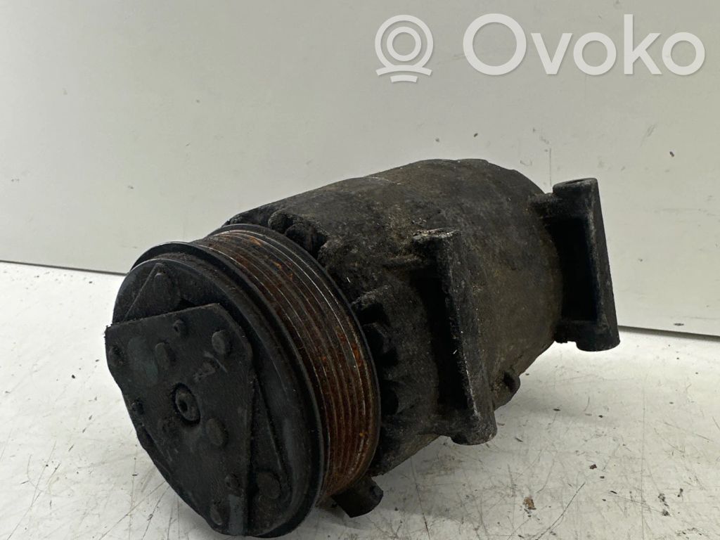 Renault Espace -  Grand espace IV Air conditioning (A/C) compressor (pump) 