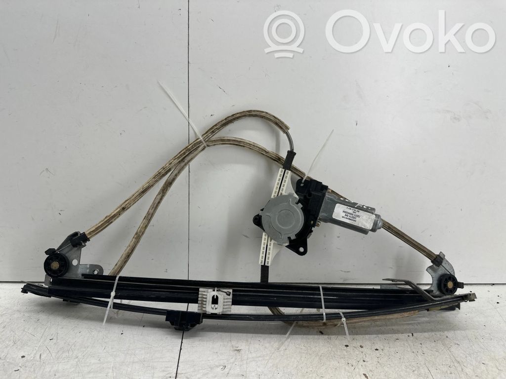 Chrysler Voyager Elektryczny podnośnik szyby drzwi przednich 