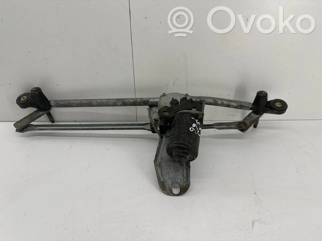 BMW X5 E53 Front wiper linkage and motor 
