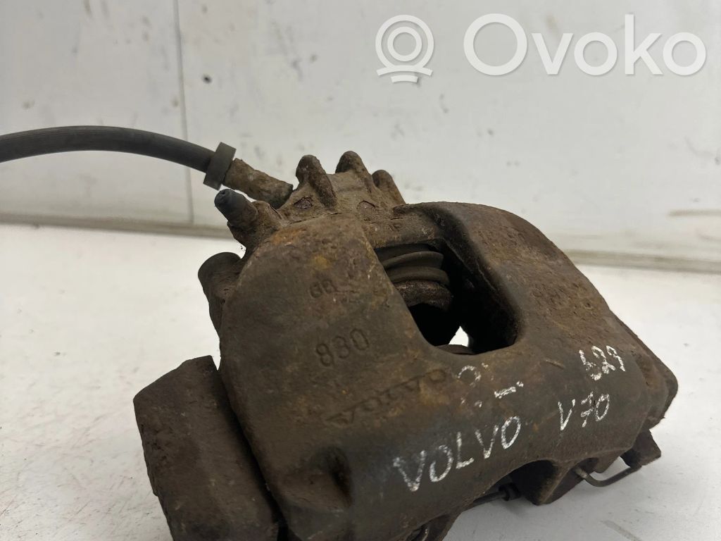 Front brake caliper