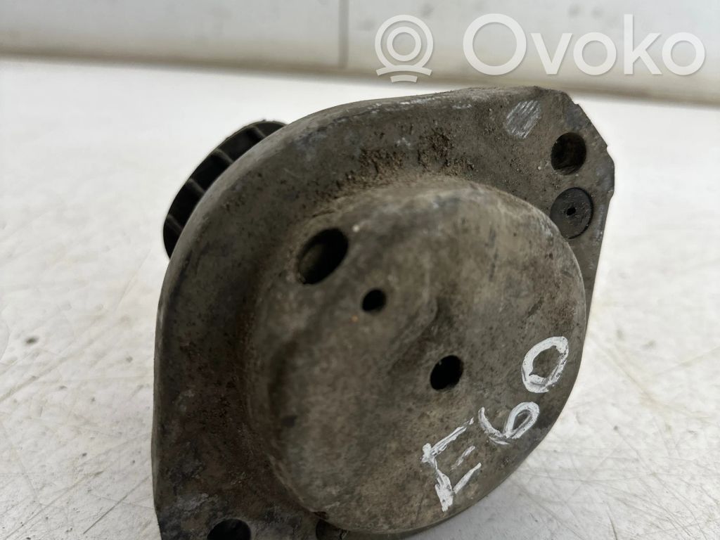BMW 5 E60 E61 Engine mount bracket 