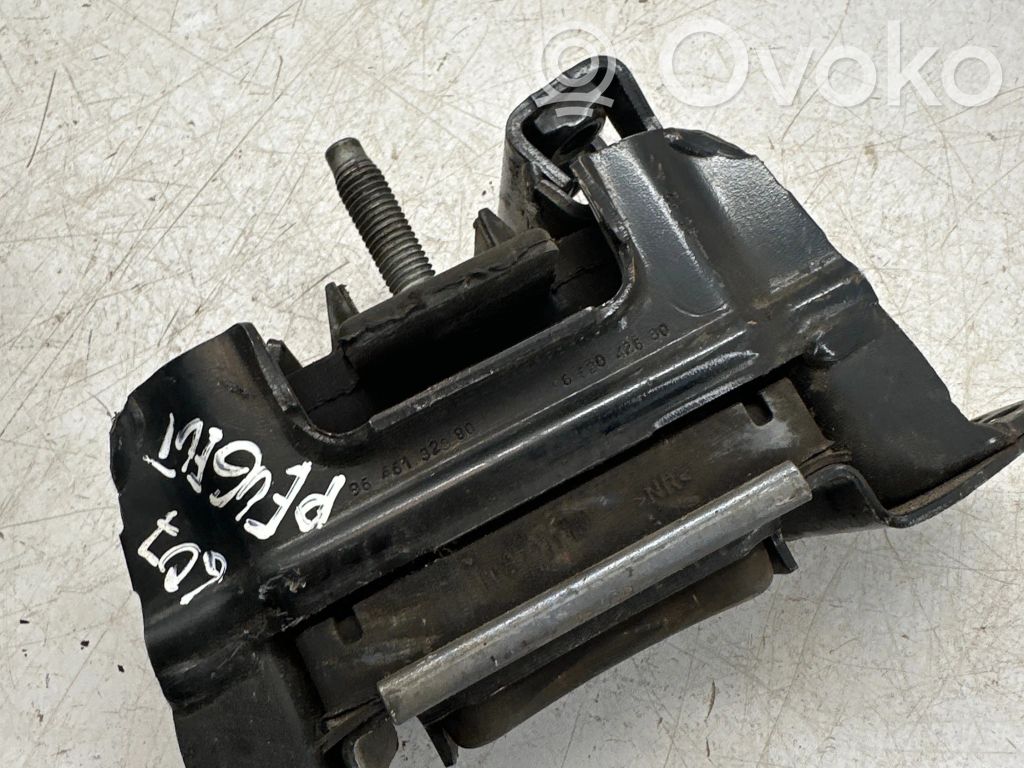 Wspornik / Mocowanie silnika   9646132380