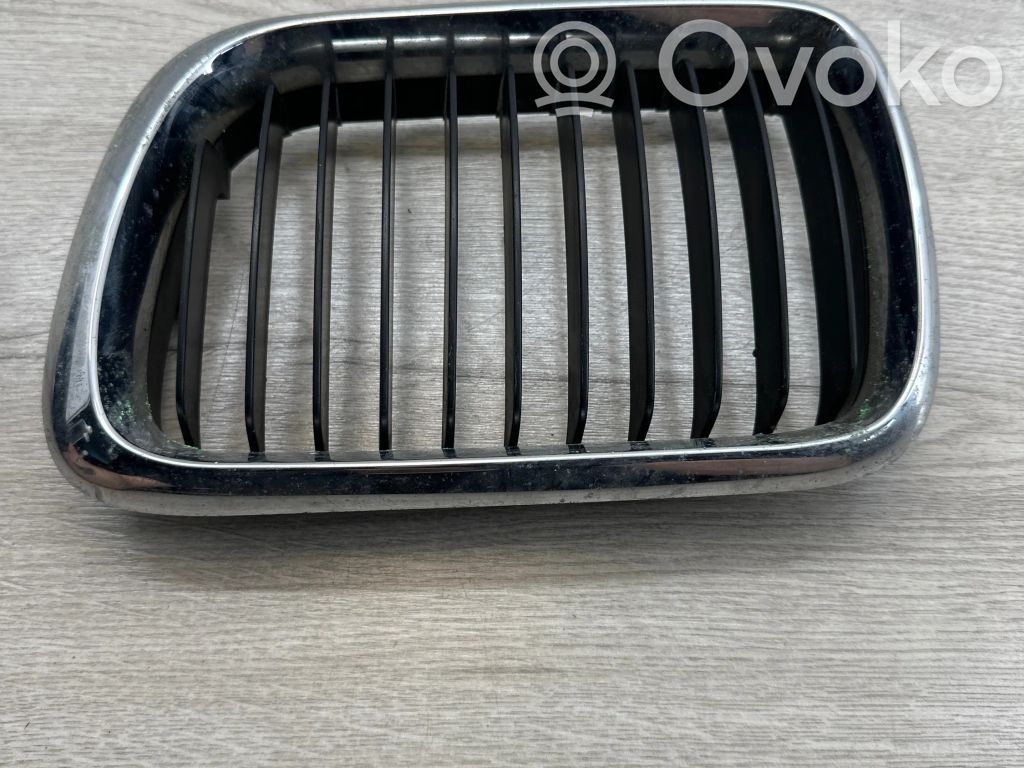 BMW 3 E36 Front grill 
