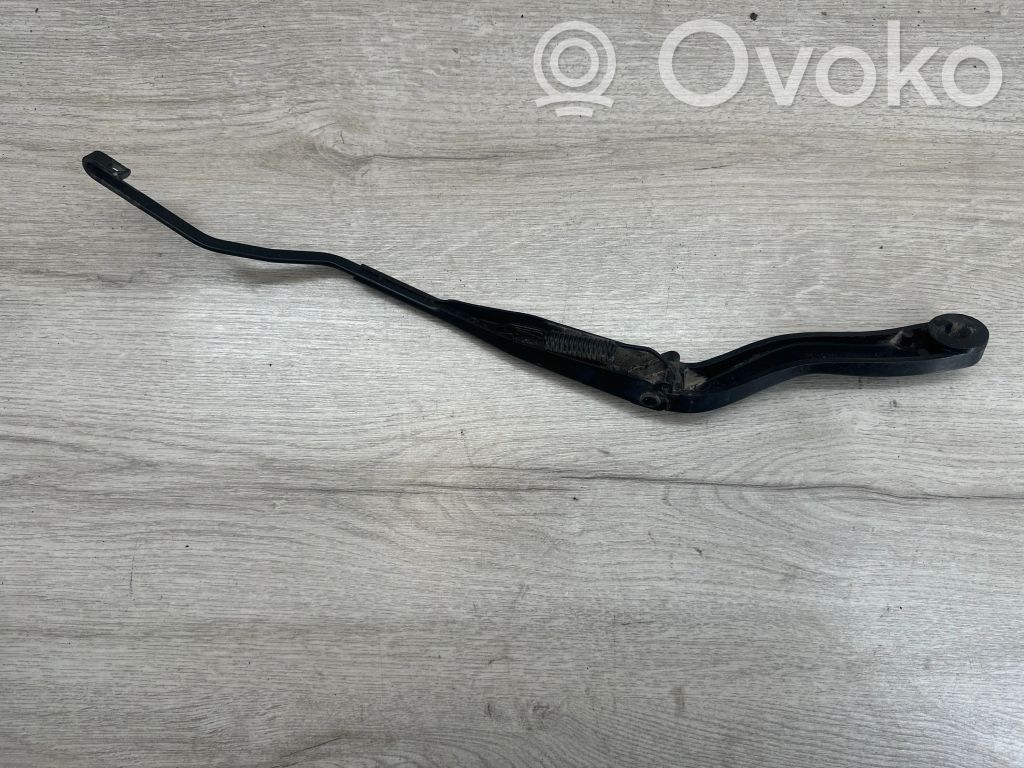 Dodge Nitro Wischerarm vorne 