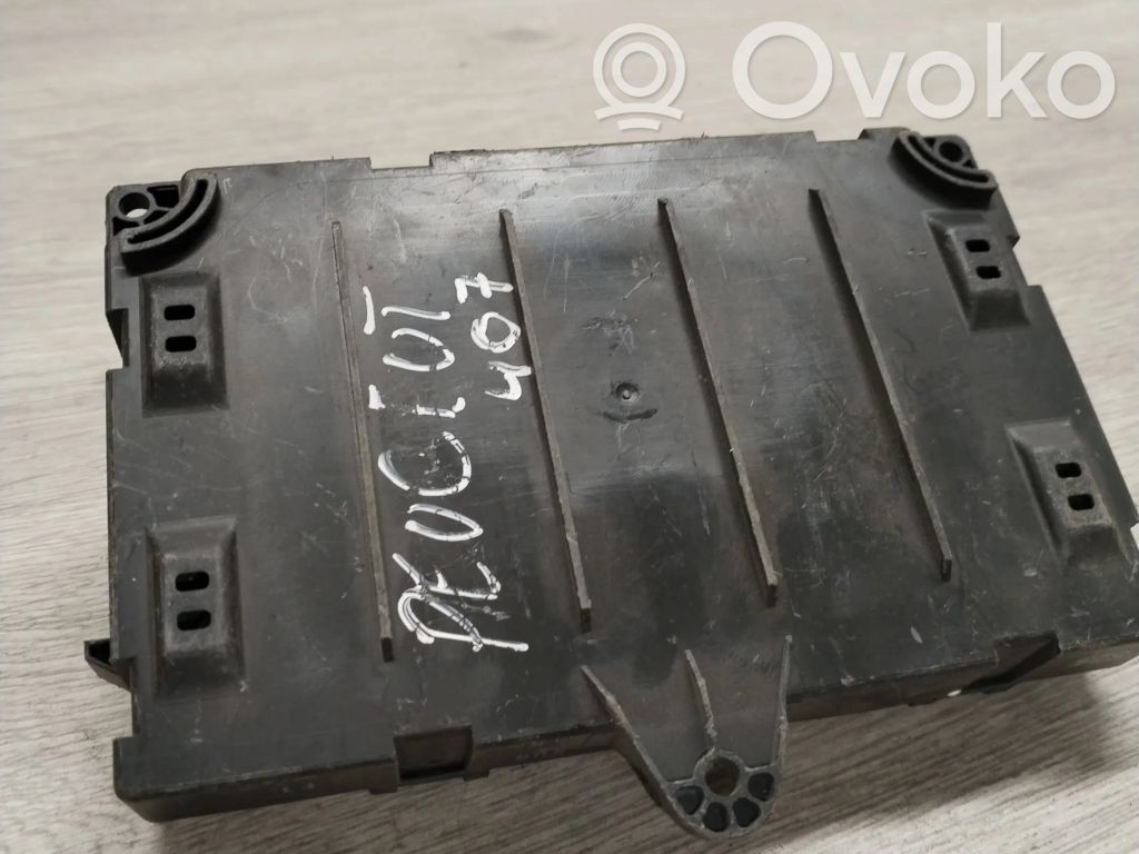 Peugeot 407 Comfort/convenience module 