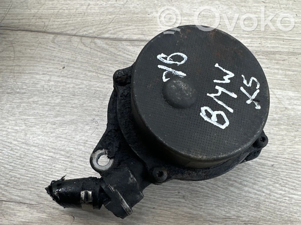 BMW X5 E53 Vacuum pump 