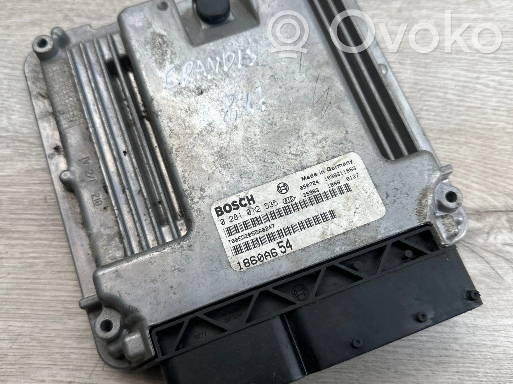Mitsubishi Grandis Engine control unit/module 