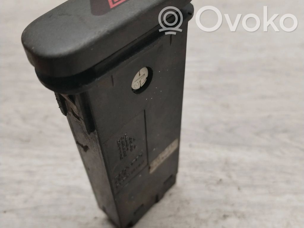 Volvo S70  V70  V70 XC Hazard light switch 