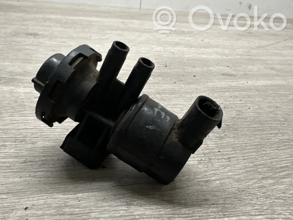 Electroválvula del turbo   4300461