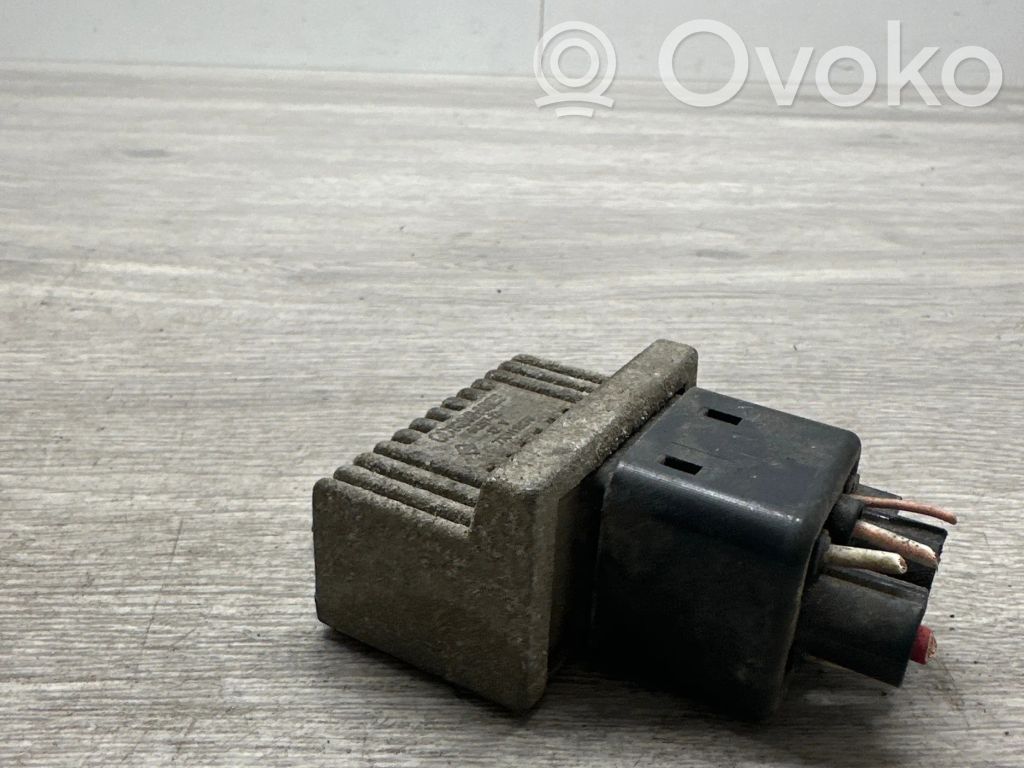 Renault Scenic II -  Grand scenic II Glow plug pre-heat relay 