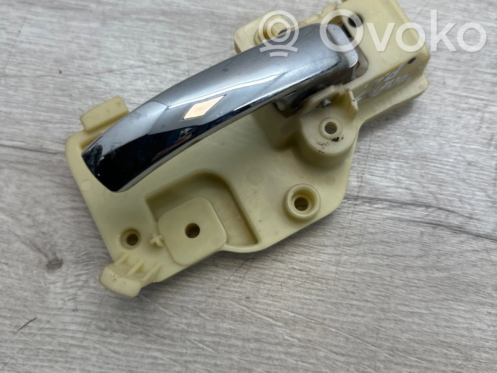Jeep Compass Manecilla interna puerta delantera 