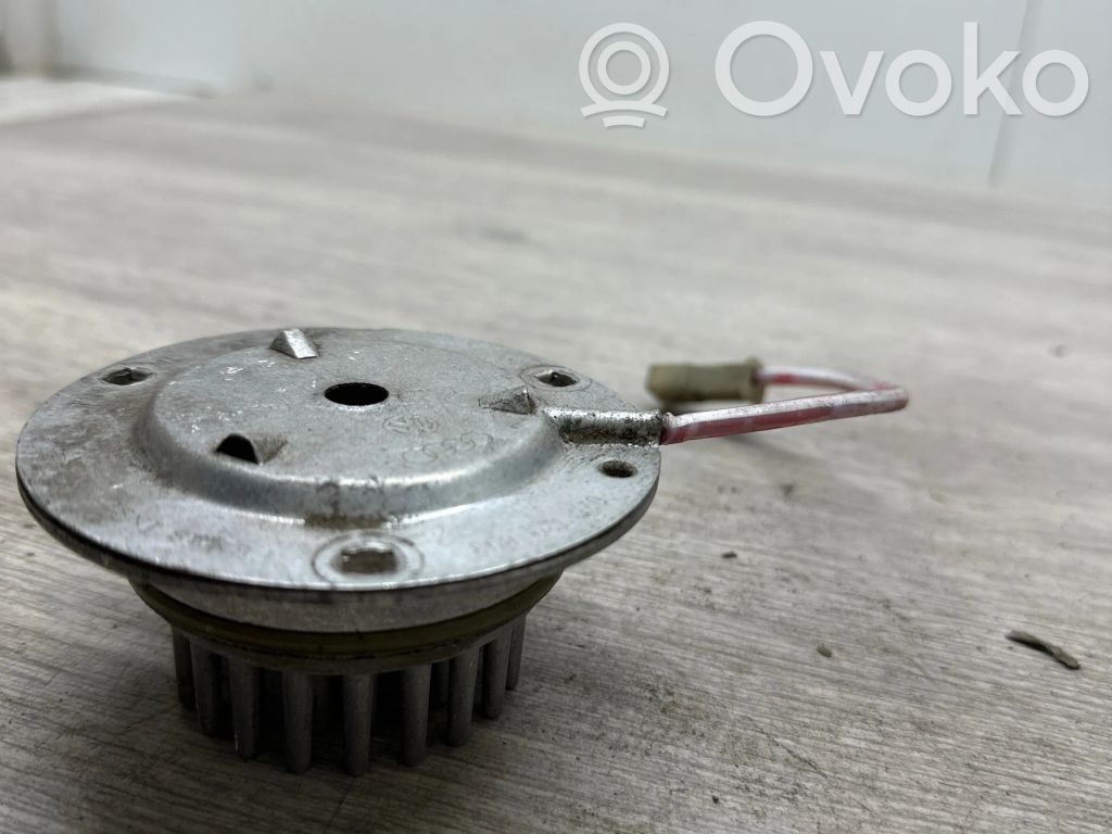 Audi A4 S4 B5 8D Calentador de combustible 