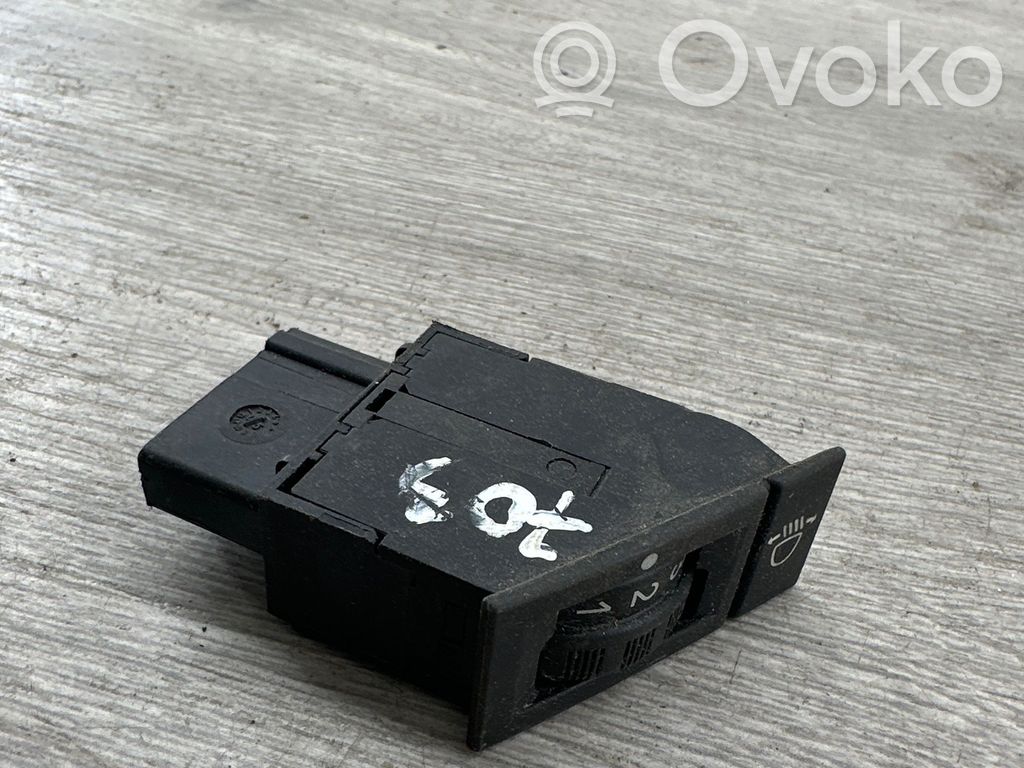 Headlight level height control switch   1925698,PA6630FF,PA66309F