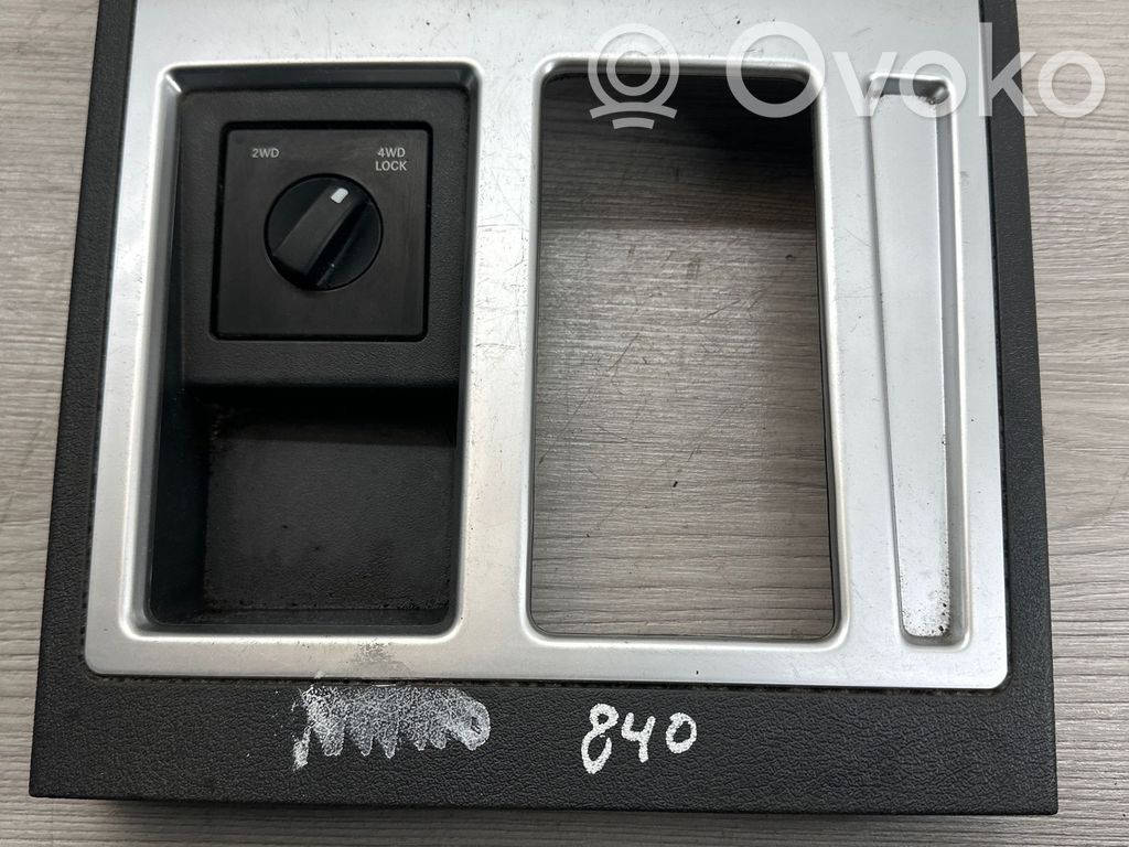 Dodge Nitro Differential lock switch 