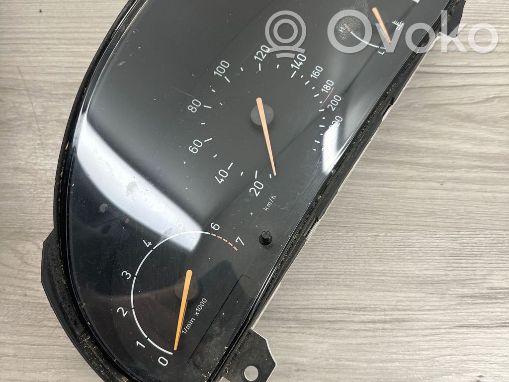 Saab 9-5 Speedometer (instrument cluster) 