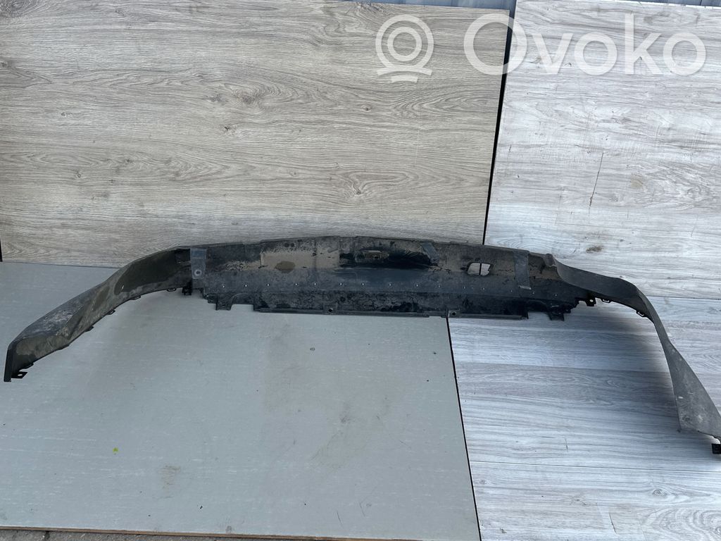 Mitsubishi Outlander Moldura inferior del parachoques trasero 