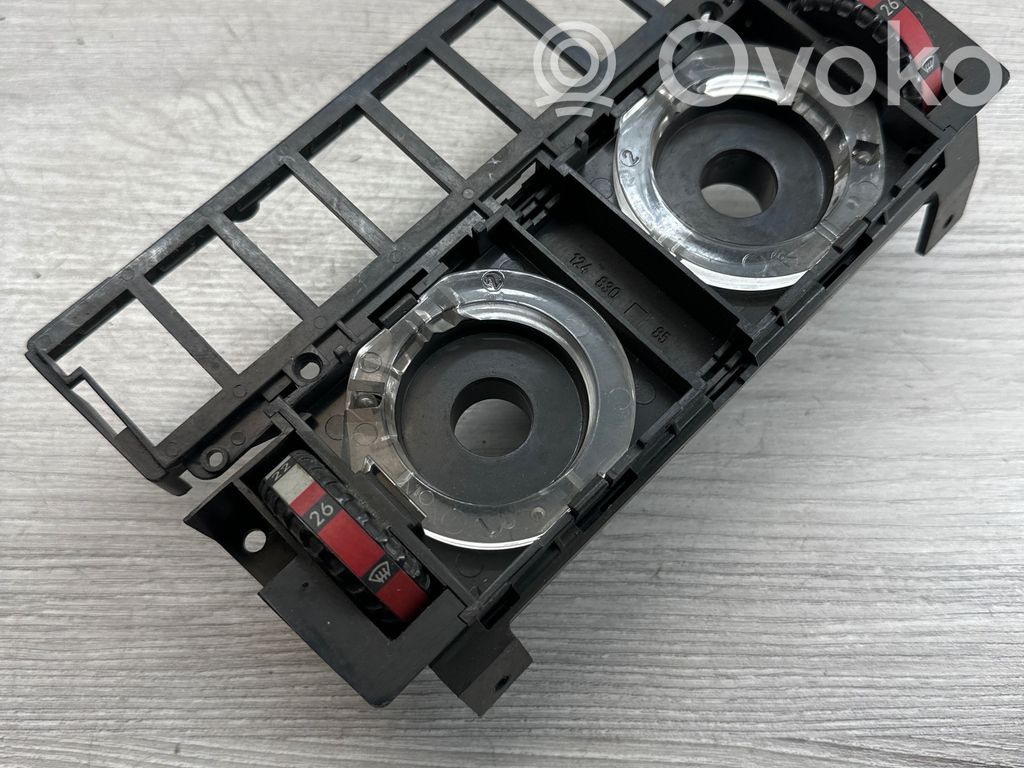 Mercedes-Benz E W124 Climate control unit 