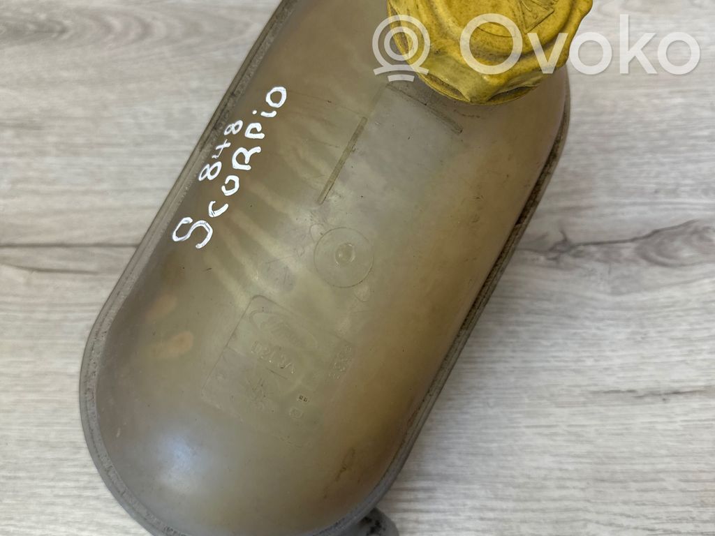 Aušinimo skysčio išsiplėtimo bakelis   D2L3A,8K218