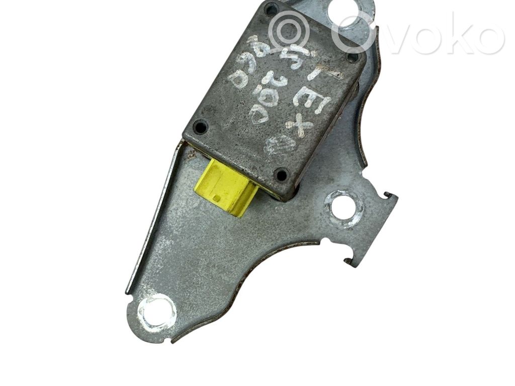 Lexus IS 200-300 Airbagsensor Crashsensor Drucksensor 