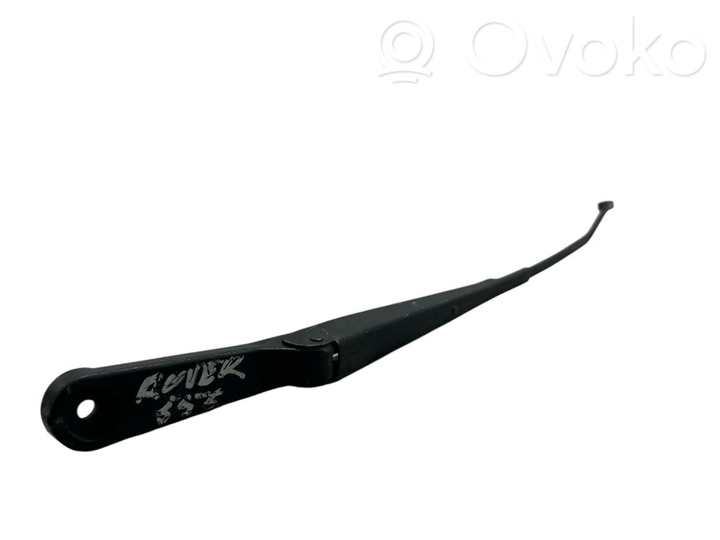 Front wiper blade arm