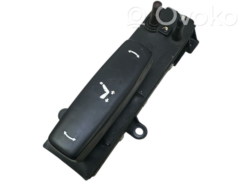 Lexus IS 200-300 Seat control switch 