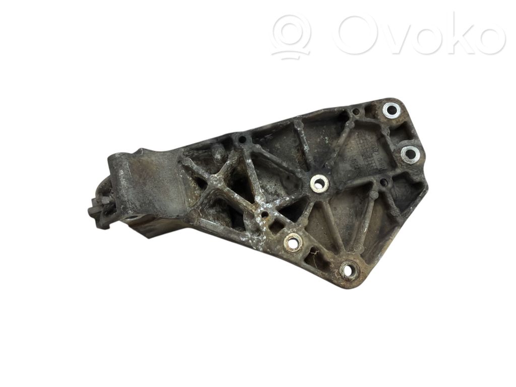 Engine mounting bracket   11910EB300,RE225904