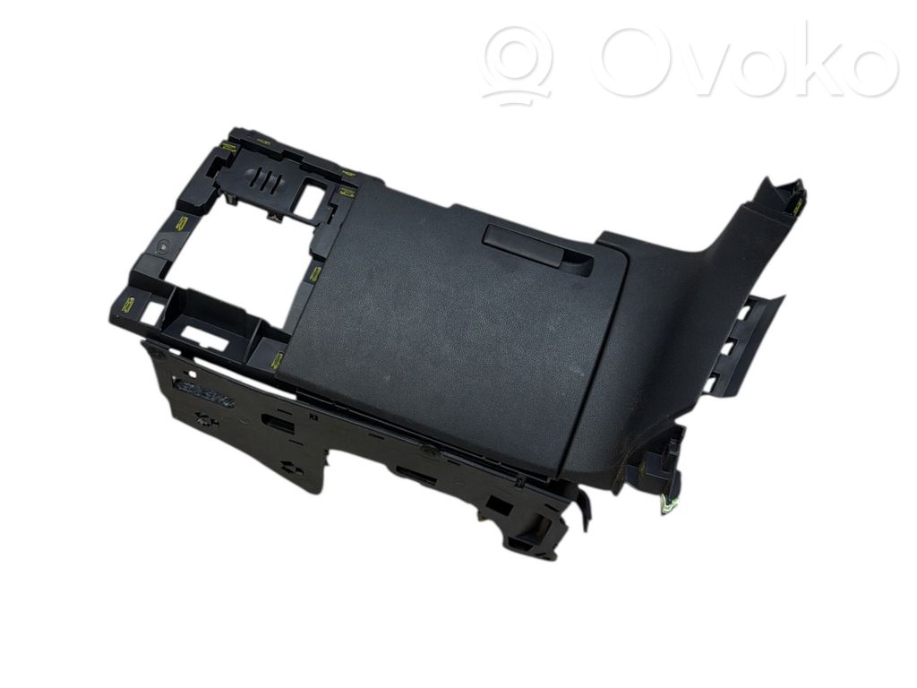 Guantera   9685168577,63190211