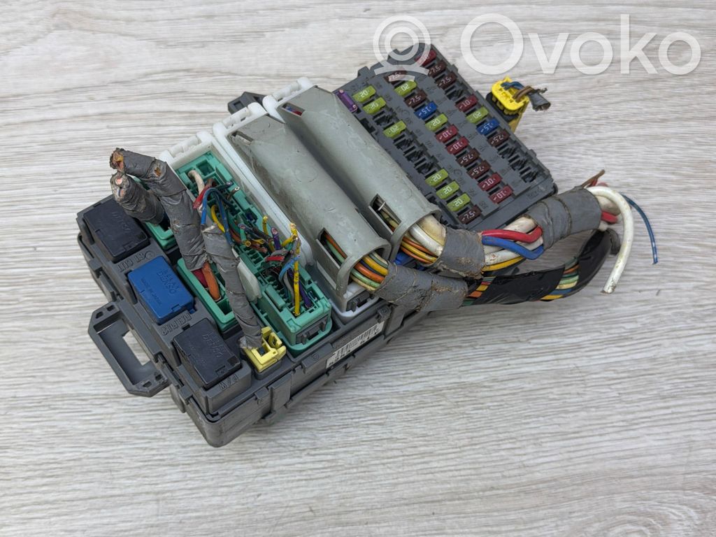 Honda Civic Fuse module 