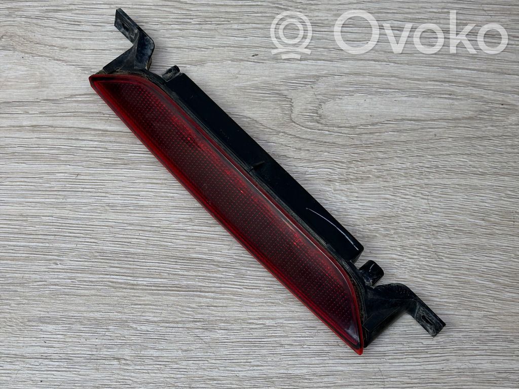 Jeep Compass Third/center stoplight 