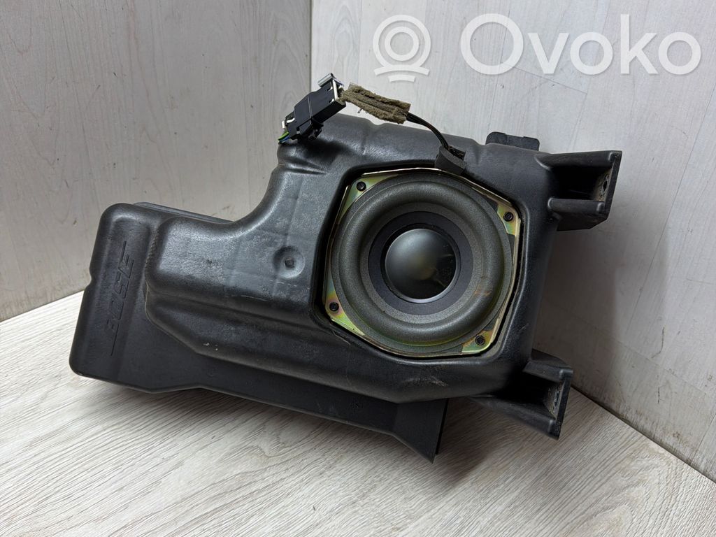 Cadillac SRX Subwoofer speaker 