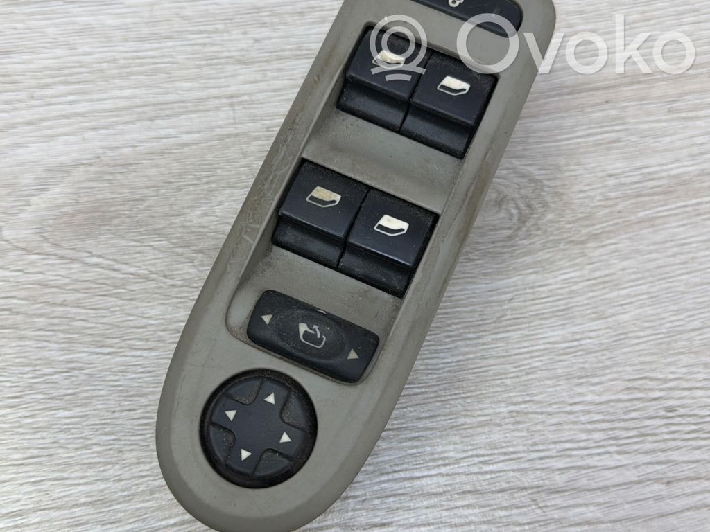 Citroen C5 Electric window control switch 