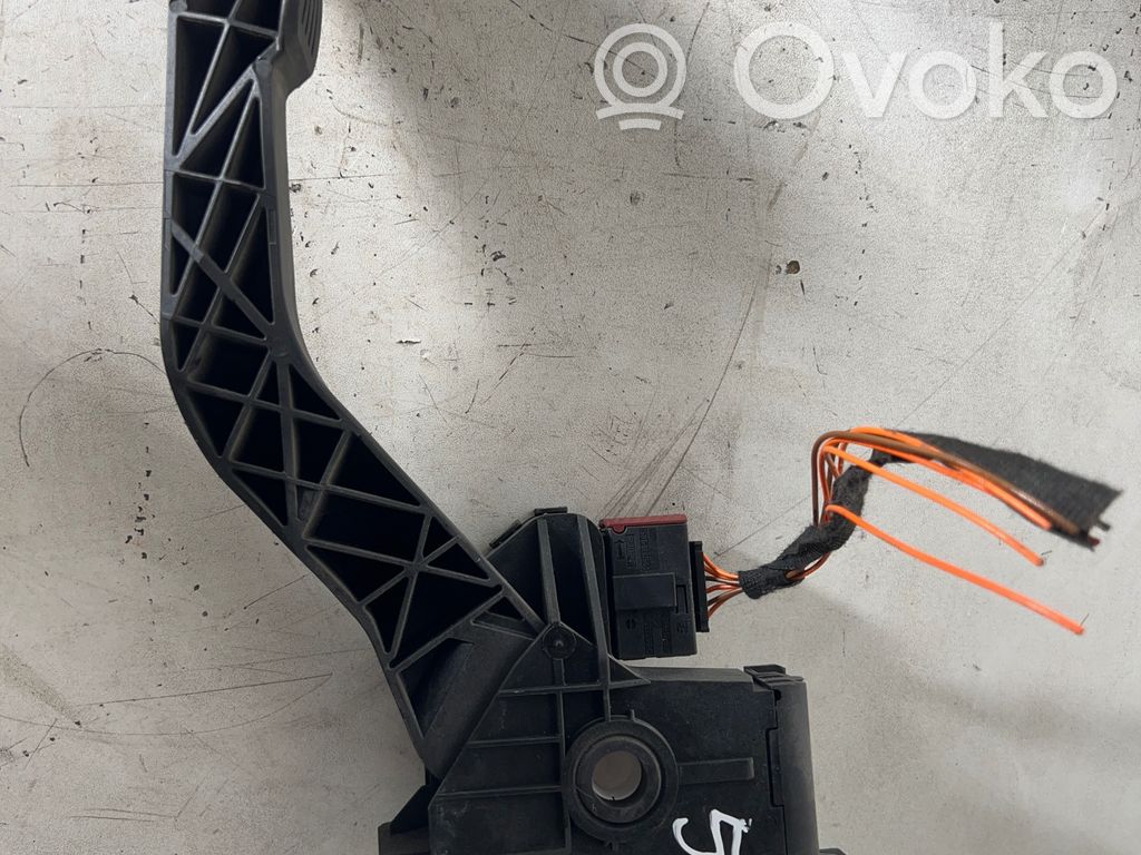 Iveco Daily 6th gen Pedal del acelerador 