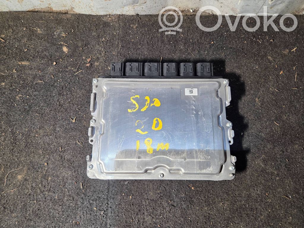 BMW 5 G30 G31 G38 Engine control unit/module 