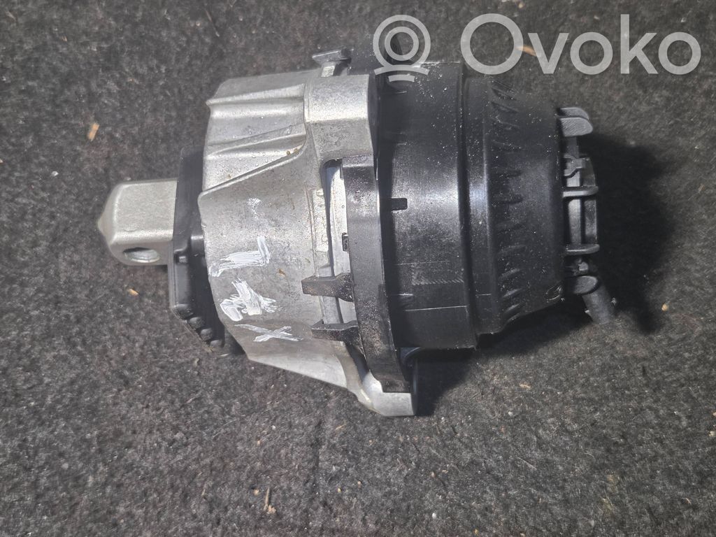 BMW X5 G05 Engine mount bracket 