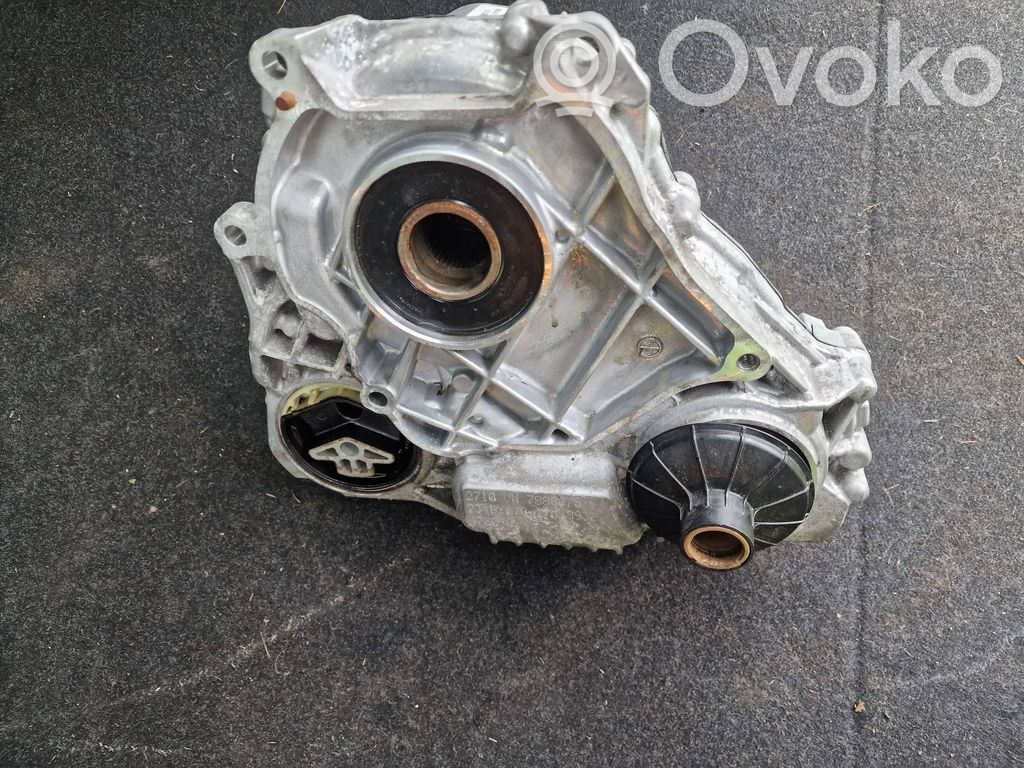 BMW 3 G20 G21 Skrzynia rozdzielcza / Reduktor 