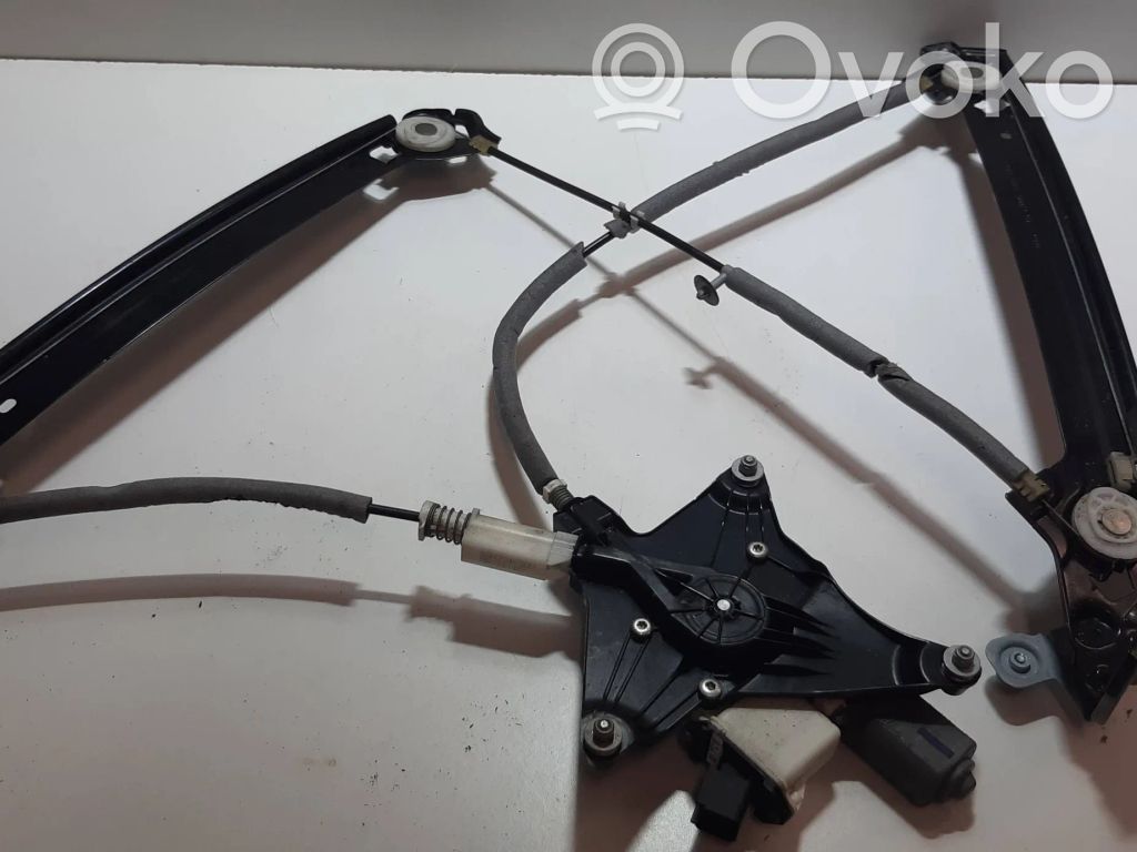 Ford Mustang VI Elektryczny podnośnik szyby drzwi przednich 