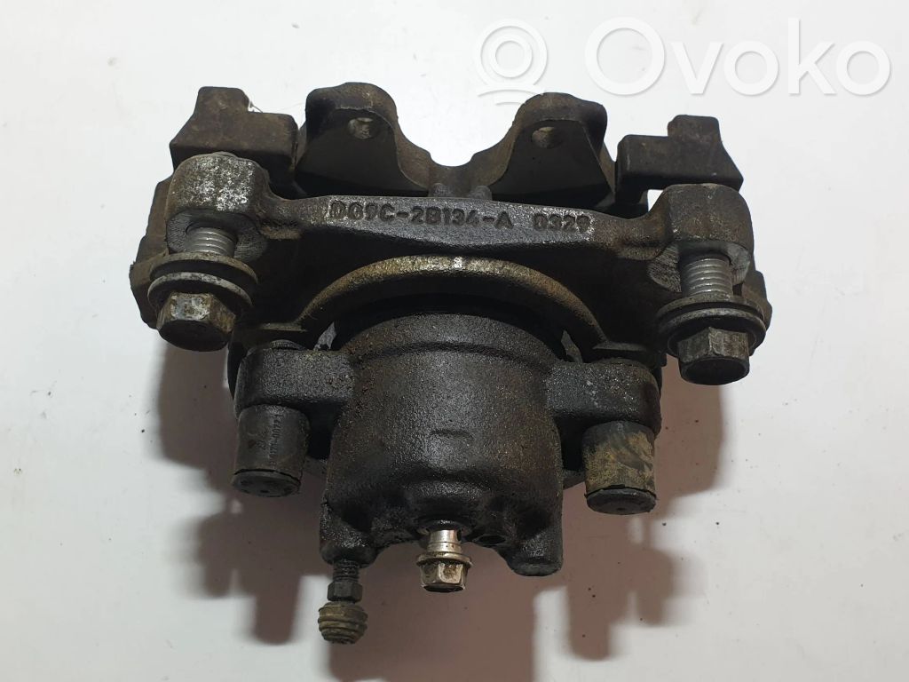 Ford Fusion II Zacisk hamulcowy przedni 