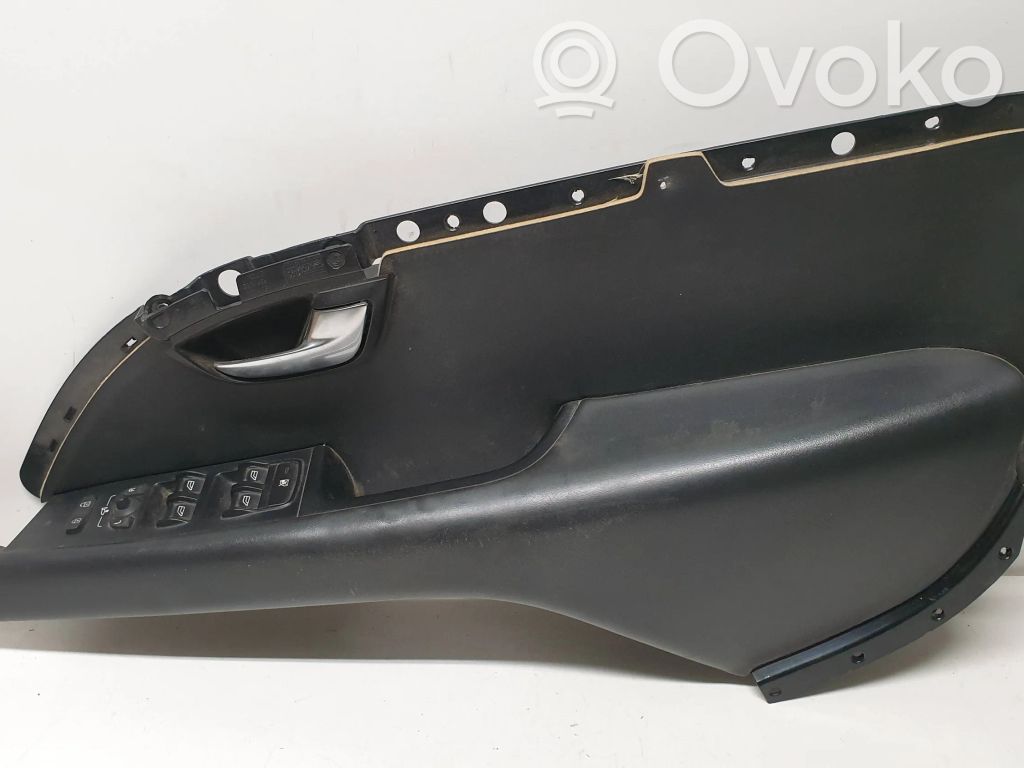 Volvo V70 Front door card panel trim 