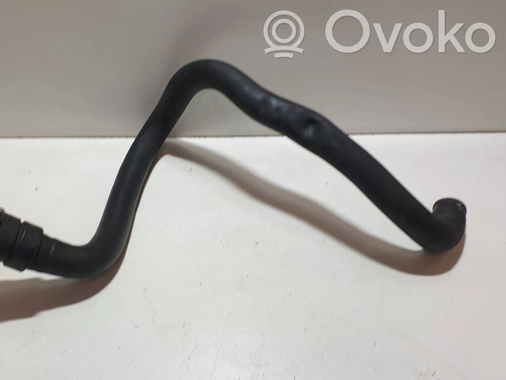 Engine coolant pipe/hose