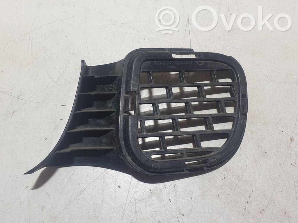 Dodge Challenger Front bumper lower grill 
