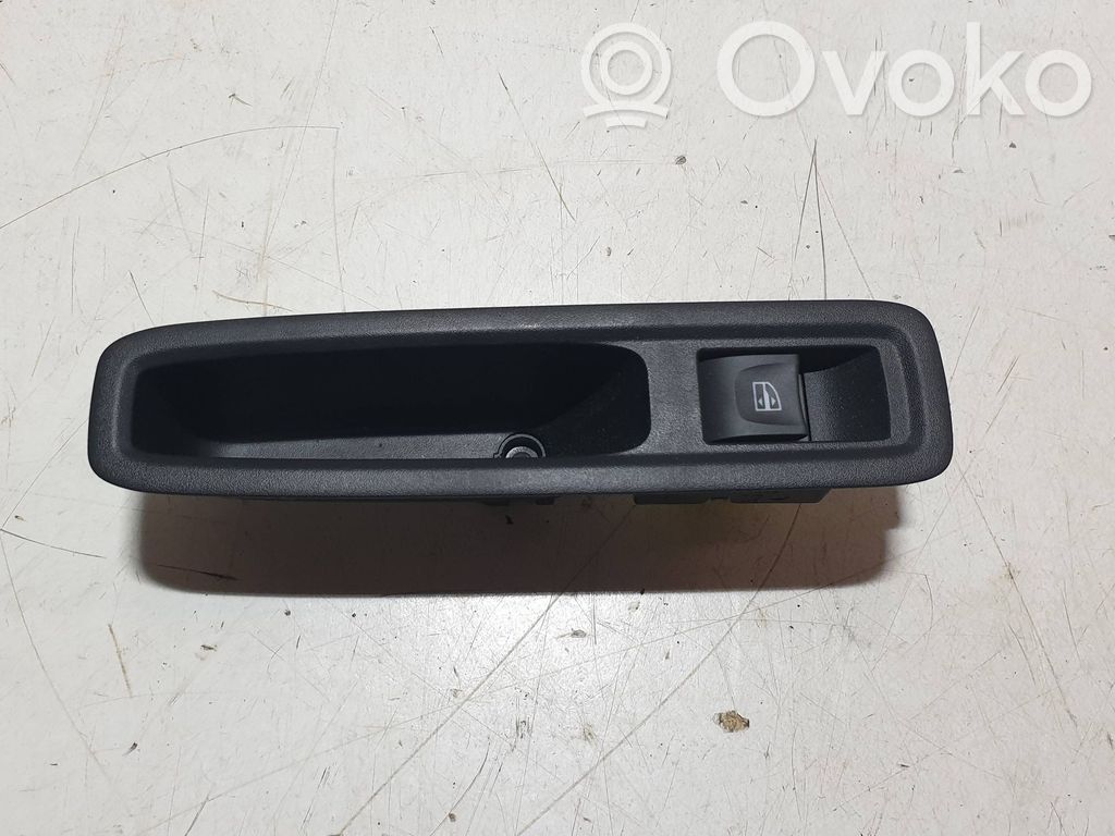 Dacia Jogger Electric window control switch 