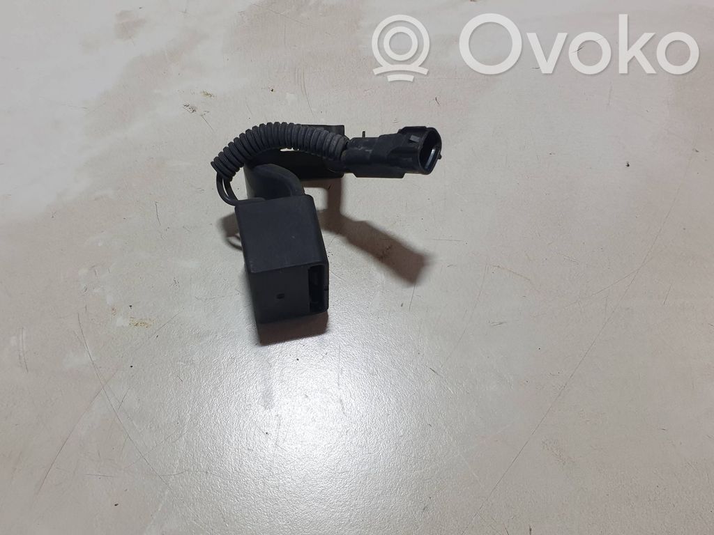 Toyota RAV 4 (XA40) Other relay 