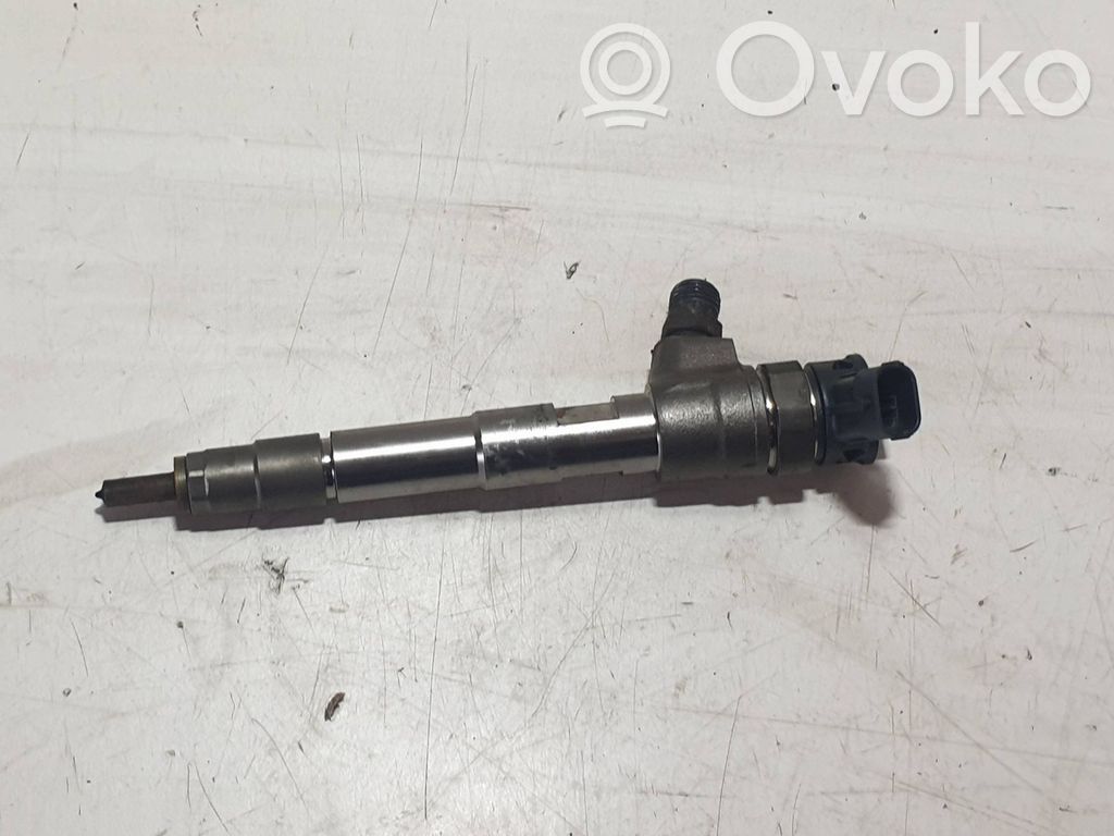 Renault Clio V Fuel injector 