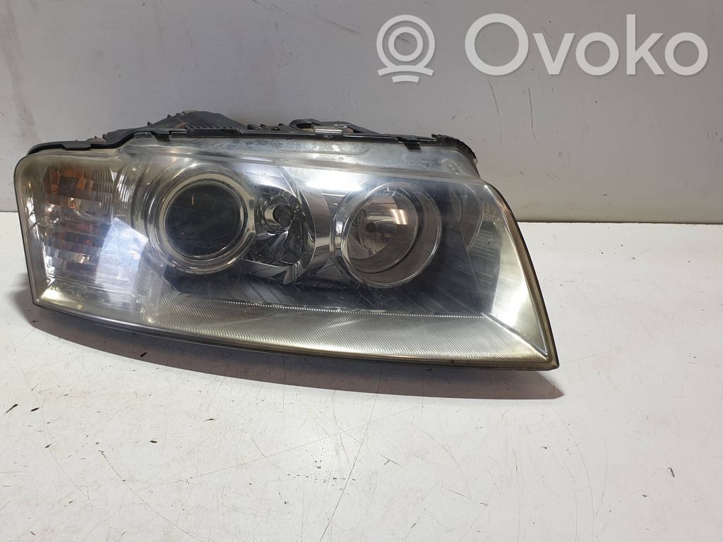 Audi A8 S8 D3 4E Lampa przednia 
