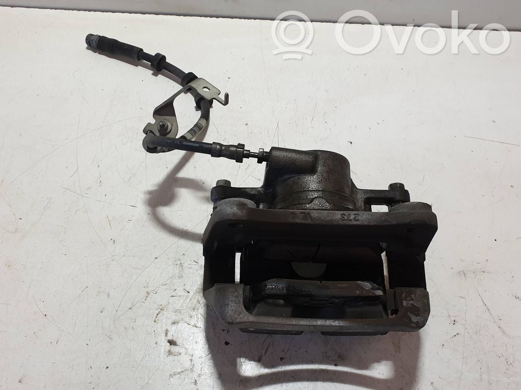 Volvo XC40 Передний суппорт 